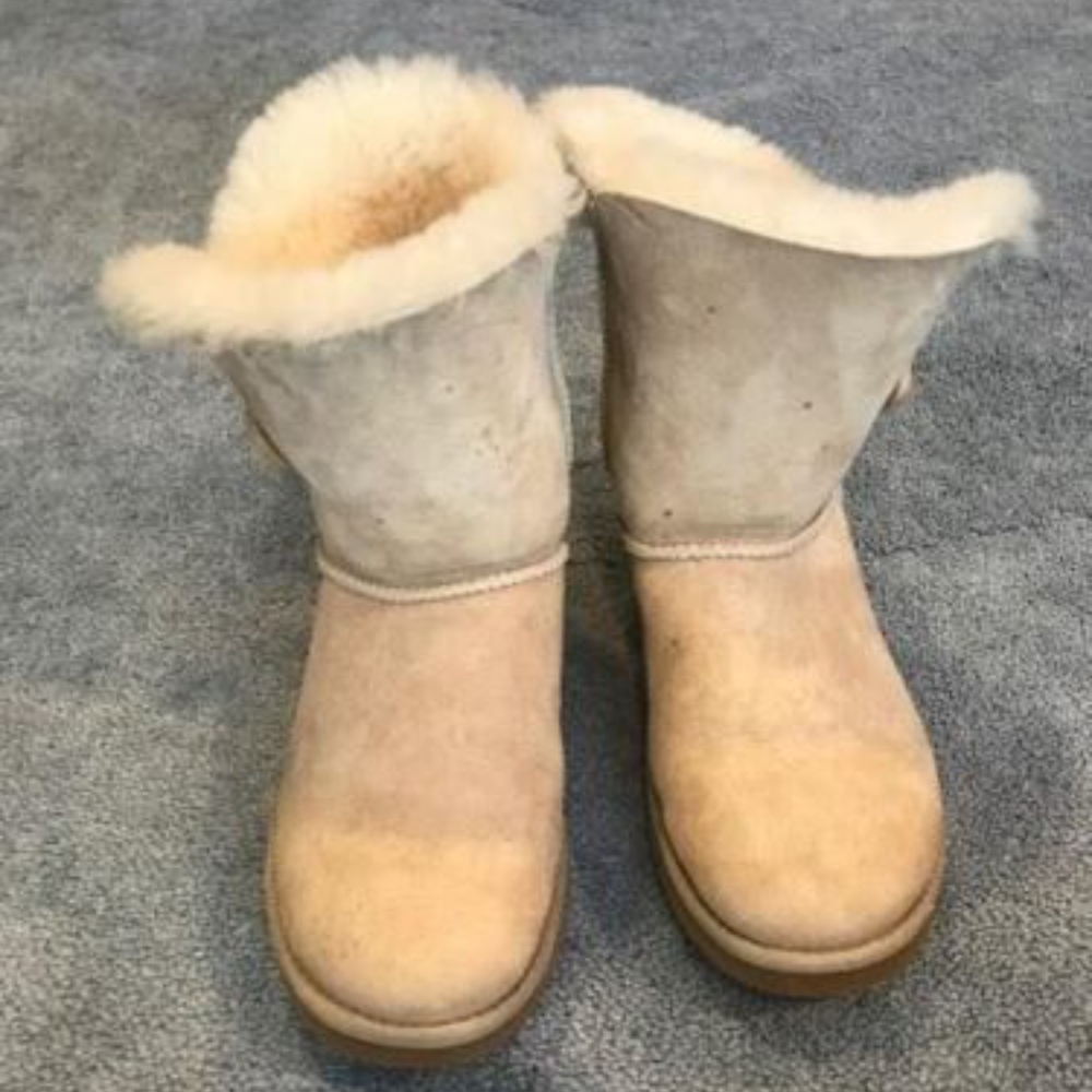 Ugg Australia Bailey Button Sand 6 - image 2